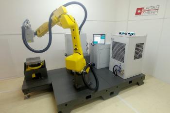 Mobilní robotické pracoviště s kalící hlavou Laserline. Automatizace laserového kalení robotem FANUC.