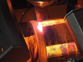 Laser cladding of the cylindrical parts