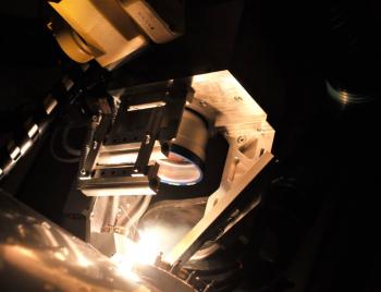 Laser welding with scanning head.
