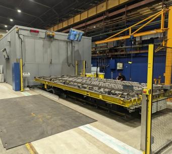 Laserové svařovací zařízení pro komponenty třístranných sklápečů Laserové svařovací zařízení pro komponenty třístranných sklápečů