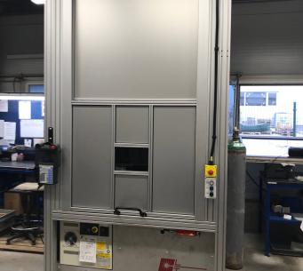 Laserové svařování závěrů pušek s klikou Laserové svařování závěrů pušek s klikou