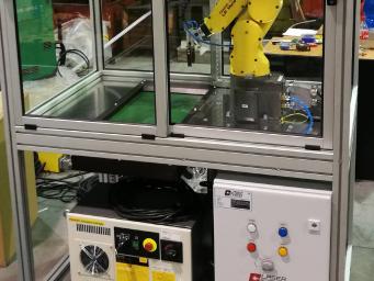 Studijní robotická buňka Studijní robotická buňka