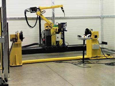 Svařování MIG/MAG (CO2) + robot na pojezdové dráze Svařování MIG/MAG (CO2) + robot na pojezdové dráze